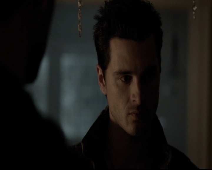VampireDiariesWorld-dot-org_5x18ResidentEvil1625.jpg