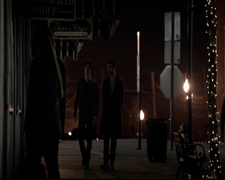 VampireDiariesWorld-dot-org_5x18ResidentEvil1635.jpg