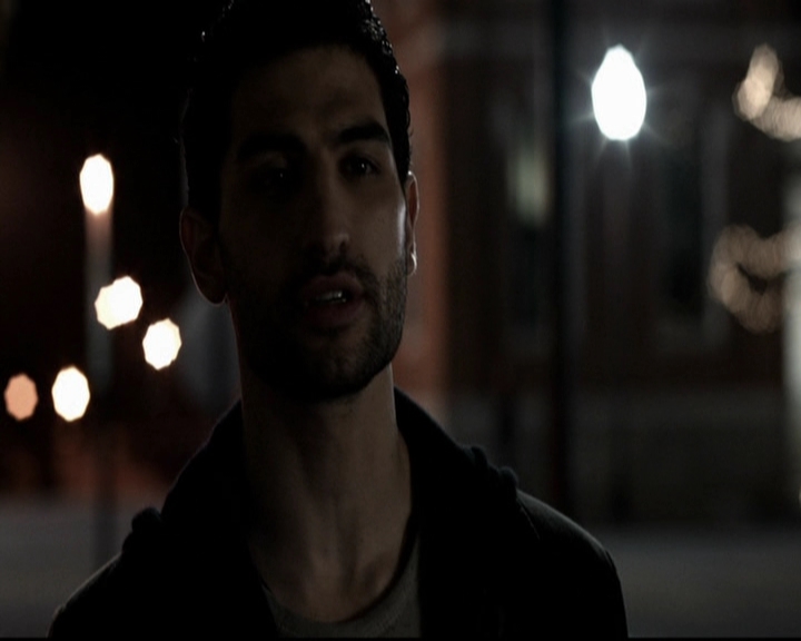 VampireDiariesWorld-dot-org_5x18ResidentEvil1639.jpg