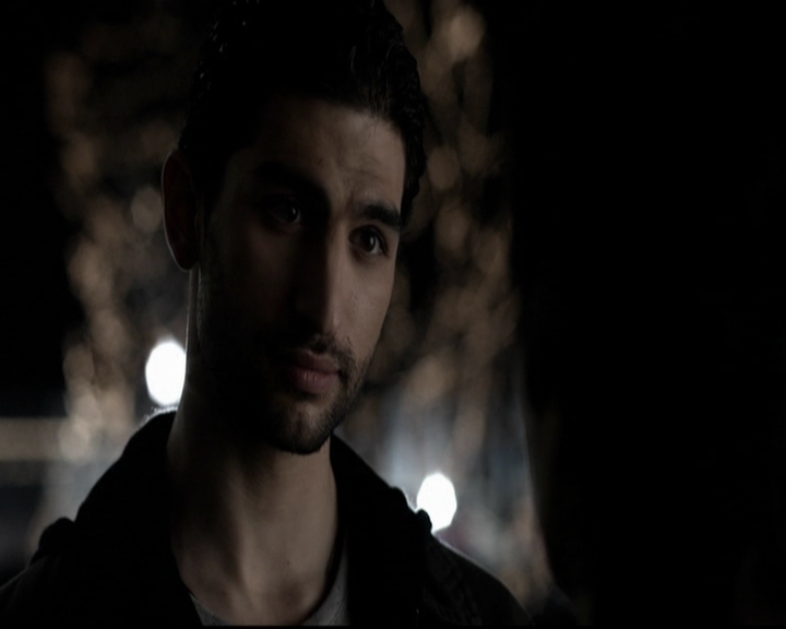 VampireDiariesWorld-dot-org_5x18ResidentEvil1676.jpg