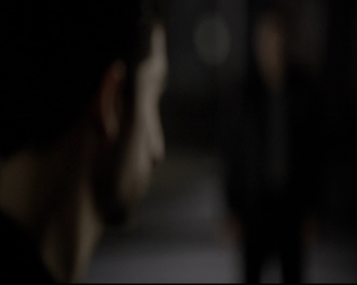 VampireDiariesWorld-dot-org_5x18ResidentEvil1686.jpg