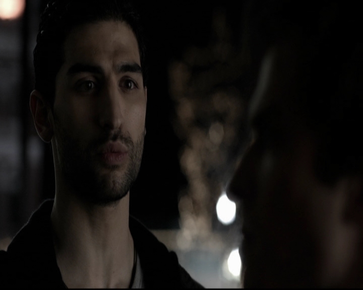 VampireDiariesWorld-dot-org_5x18ResidentEvil1693.jpg