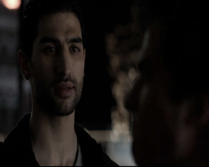 VampireDiariesWorld-dot-org_5x18ResidentEvil1694.jpg