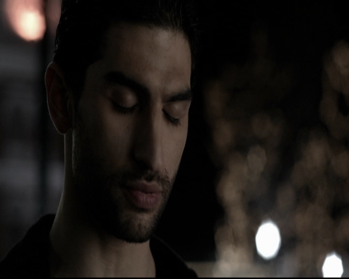VampireDiariesWorld-dot-org_5x18ResidentEvil1715.jpg