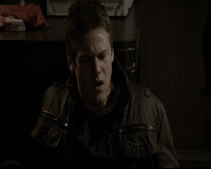 VampireDiariesWorld-dot-org_5x18ResidentEvil2081.jpg