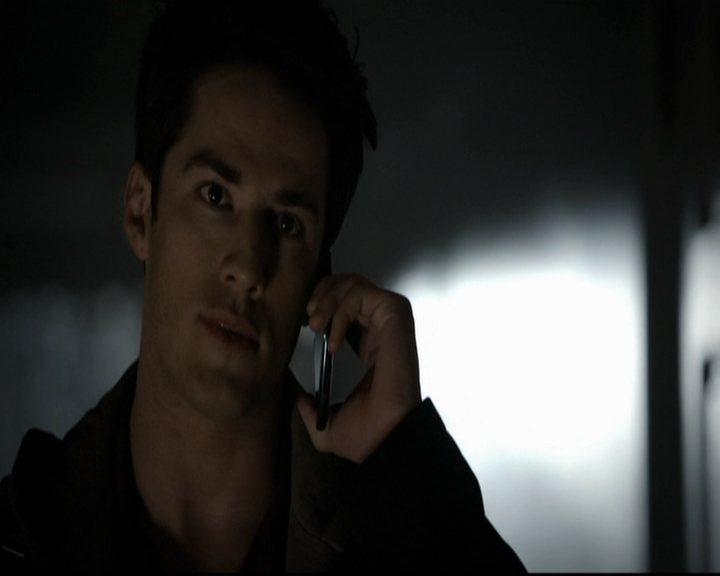VampireDiariesWorld-dot-org_5x18ResidentEvil2244.jpg