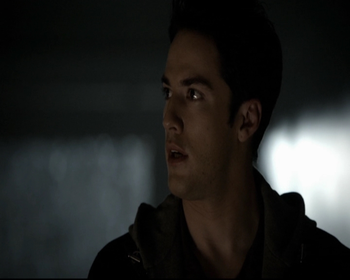 VampireDiariesWorld-dot-org_5x18ResidentEvil2261.jpg