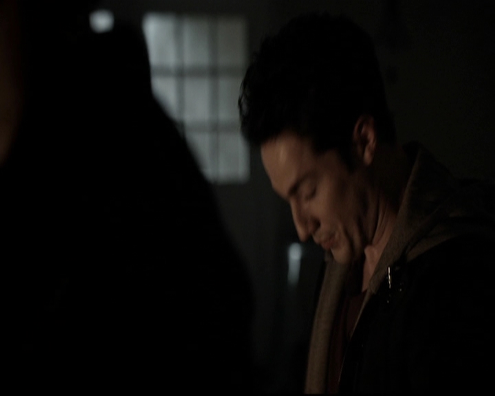 VampireDiariesWorld-dot-org_5x18ResidentEvil2271.jpg