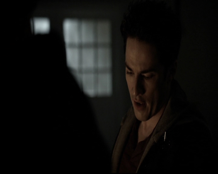VampireDiariesWorld-dot-org_5x18ResidentEvil2281.jpg