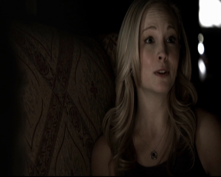 VampireDiariesWorld-dot-org_5x19ManOnFire0034.jpg