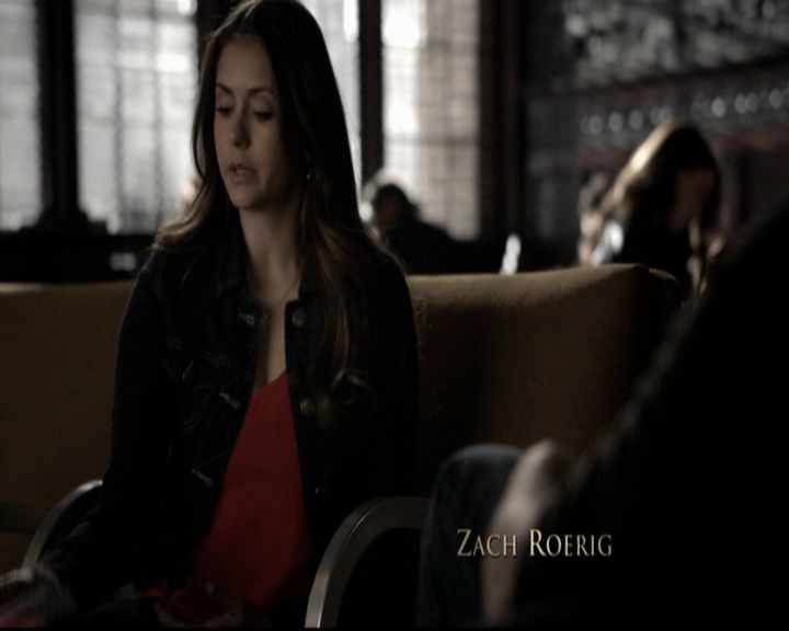 VampireDiariesWorld-dot-org_5x19ManOnFire0102.jpg