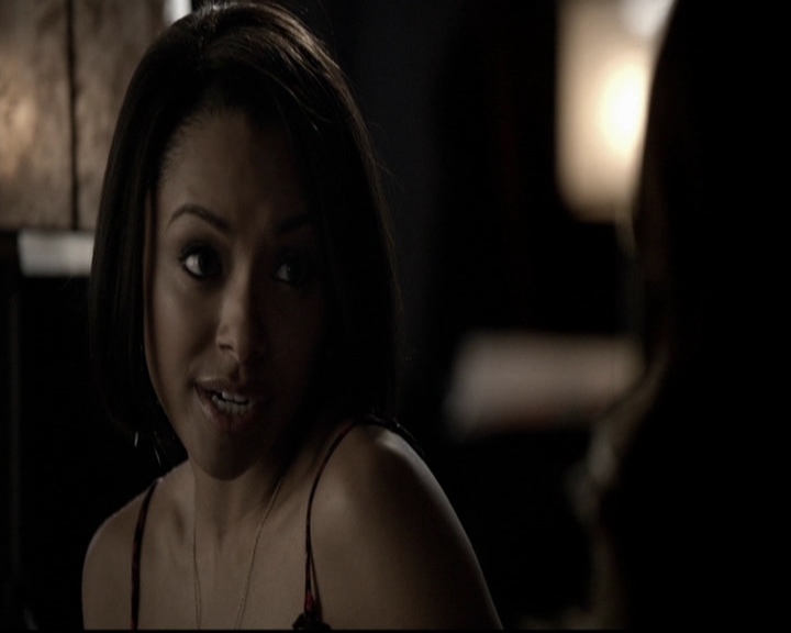 VampireDiariesWorld-dot-org_5x19ManOnFire0133.jpg