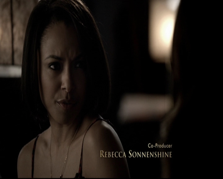 VampireDiariesWorld-dot-org_5x19ManOnFire0164.jpg