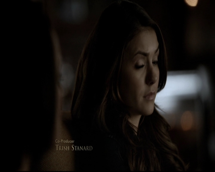 VampireDiariesWorld-dot-org_5x19ManOnFire0177.jpg