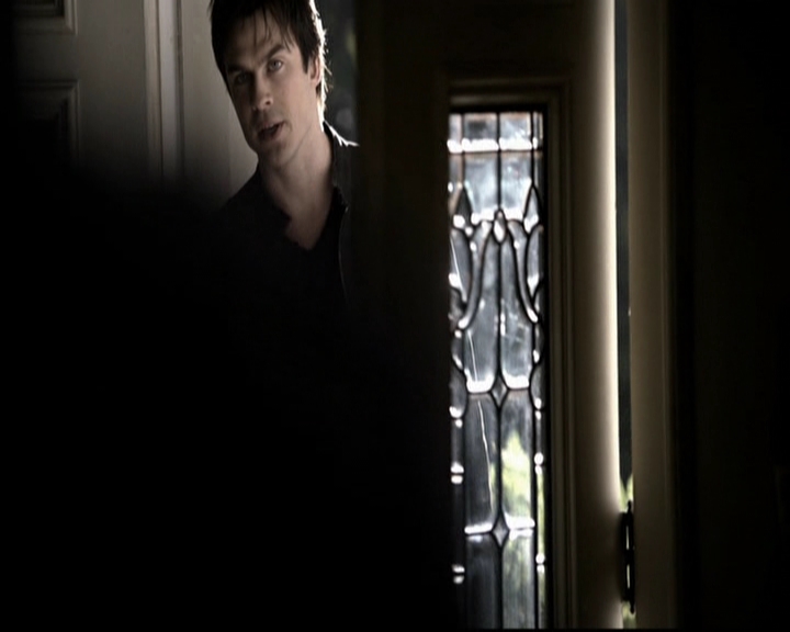 VampireDiariesWorld-dot-org_5x19ManOnFire0196.jpg