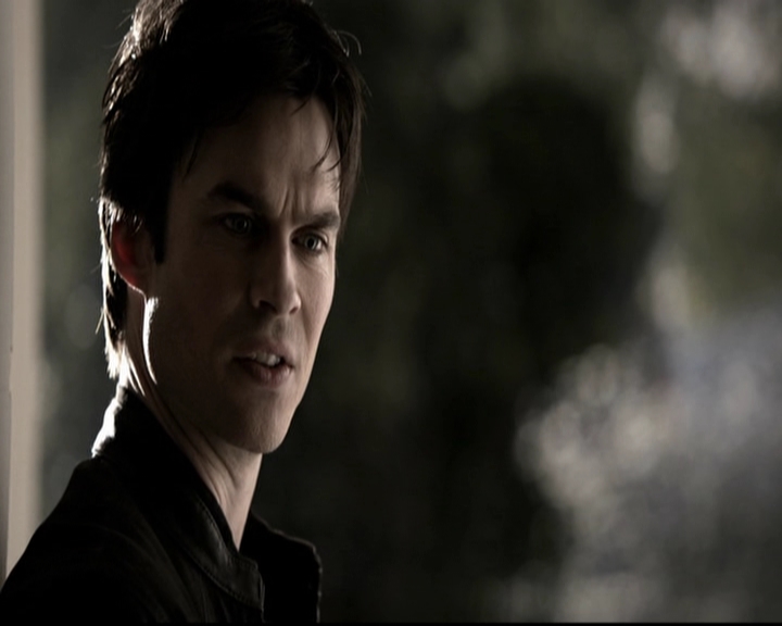VampireDiariesWorld-dot-org_5x19ManOnFire0219.jpg
