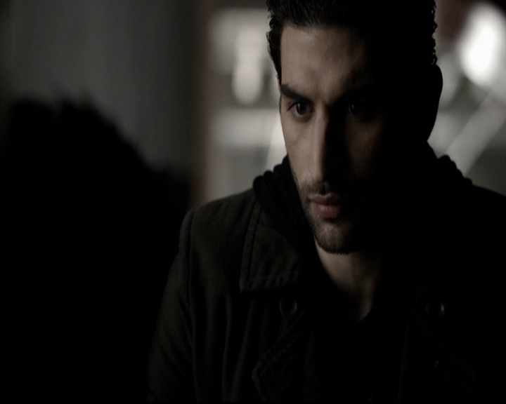 VampireDiariesWorld-dot-org_5x19ManOnFire0240.jpg