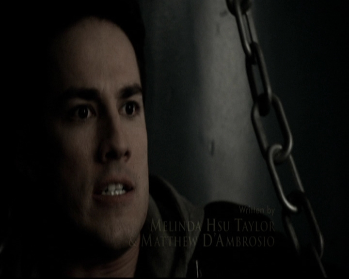 VampireDiariesWorld-dot-org_5x19ManOnFire0247.jpg