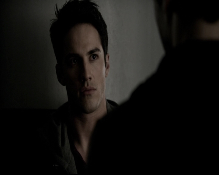 VampireDiariesWorld-dot-org_5x19ManOnFire0293.jpg