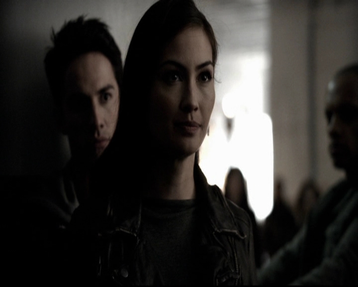 VampireDiariesWorld-dot-org_5x19ManOnFire0321.jpg VampireDiariesWorld-dot-org_5x19ManOnFire0321.jpg