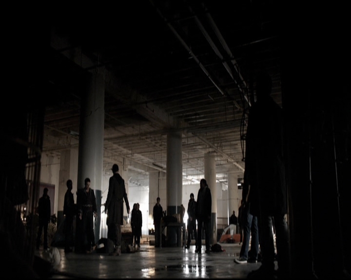 VampireDiariesWorld-dot-org_5x19ManOnFire0326.jpg VampireDiariesWorld-dot-org_5x19ManOnFire0326.jpg