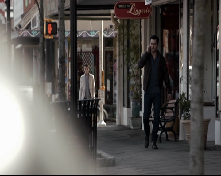 VampireDiariesWorld-dot-org_5x19ManOnFire0332.jpg