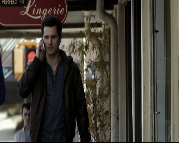 VampireDiariesWorld-dot-org_5x19ManOnFire0336.jpg