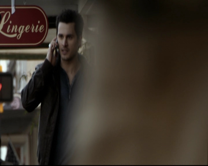 VampireDiariesWorld-dot-org_5x19ManOnFire0338.jpg