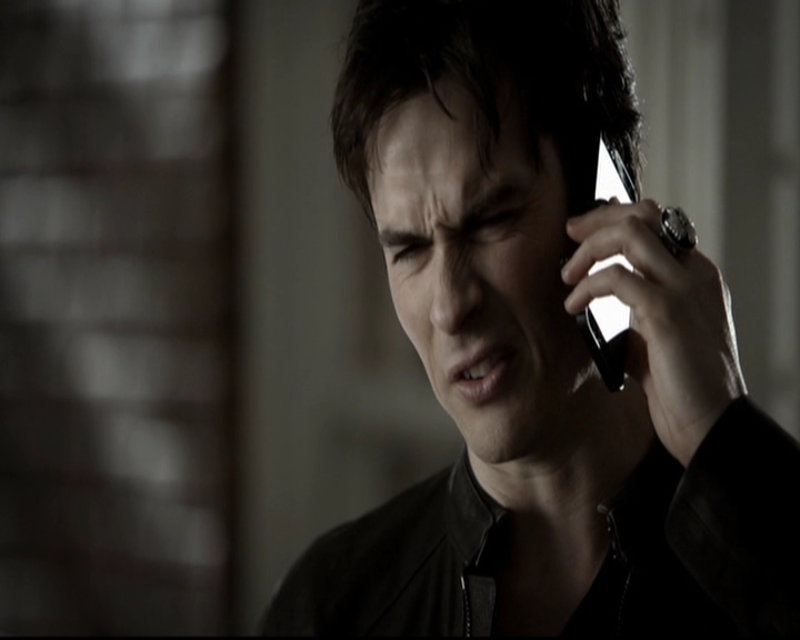 VampireDiariesWorld-dot-org_5x19ManOnFire0352.jpg