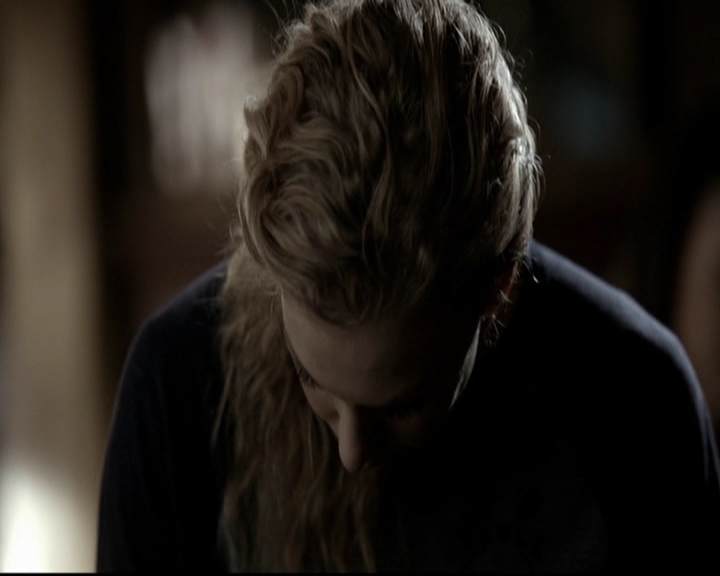 VampireDiariesWorld-dot-org_5x19ManOnFire0382.jpg