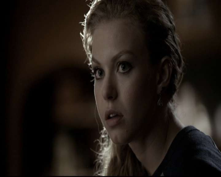 VampireDiariesWorld-dot-org_5x19ManOnFire0384.jpg