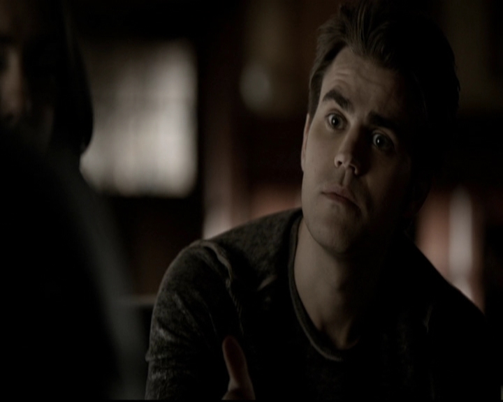 VampireDiariesWorld-dot-org_5x19ManOnFire0401.jpg