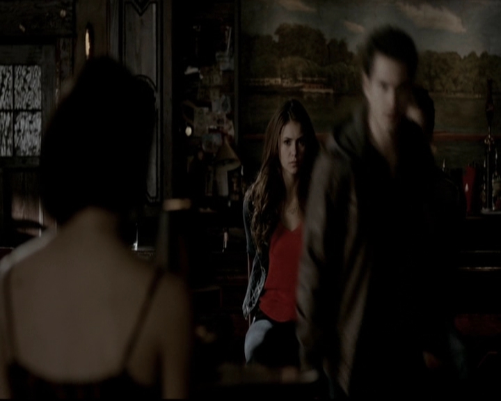 VampireDiariesWorld-dot-org_5x19ManOnFire0650.jpg