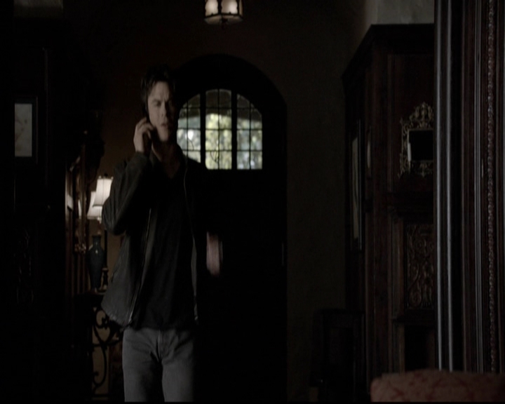 VampireDiariesWorld-dot-org_5x19ManOnFire0661.jpg