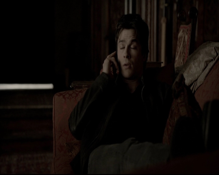 VampireDiariesWorld-dot-org_5x19ManOnFire0679.jpg