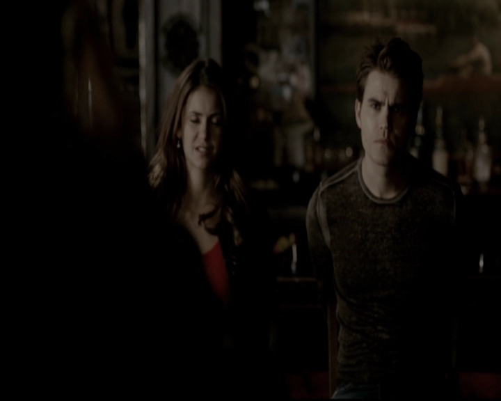 VampireDiariesWorld-dot-org_5x19ManOnFire0691.jpg
