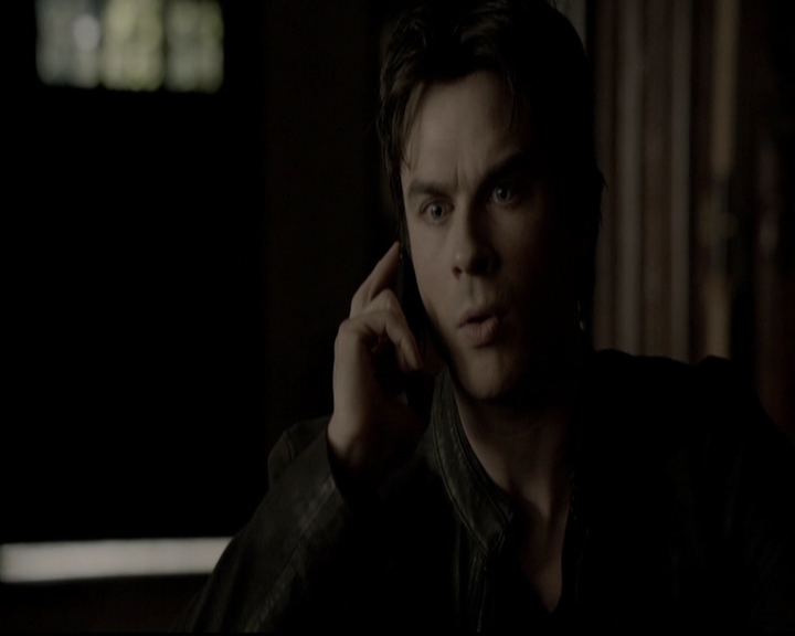 VampireDiariesWorld-dot-org_5x19ManOnFire0693.jpg