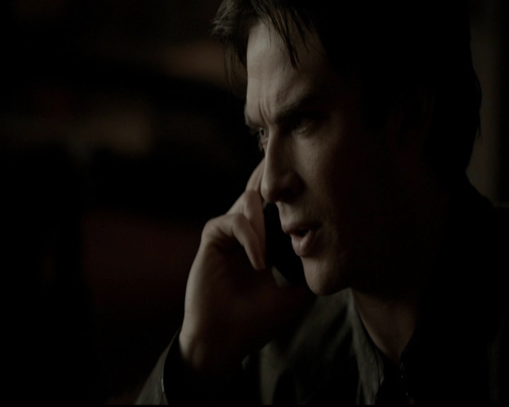 VampireDiariesWorld-dot-org_5x19ManOnFire0695.jpg
