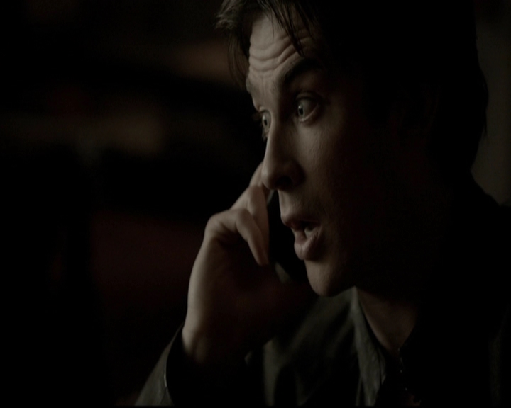 VampireDiariesWorld-dot-org_5x19ManOnFire0696.jpg
