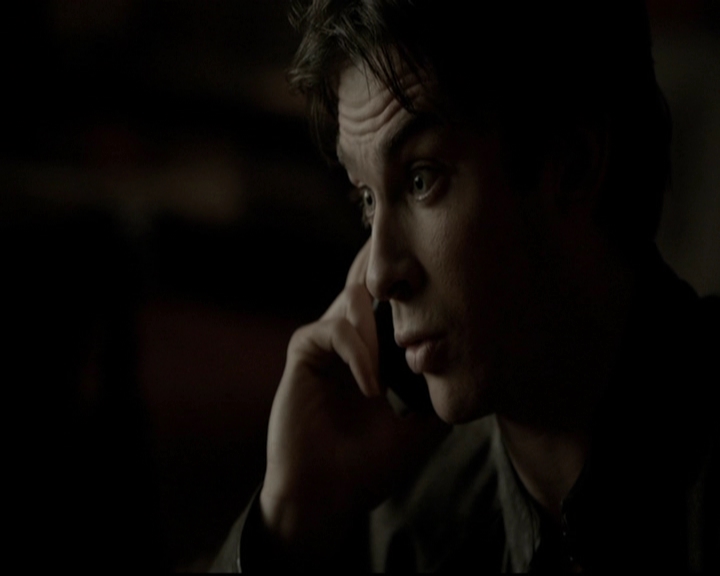 VampireDiariesWorld-dot-org_5x19ManOnFire0697.jpg