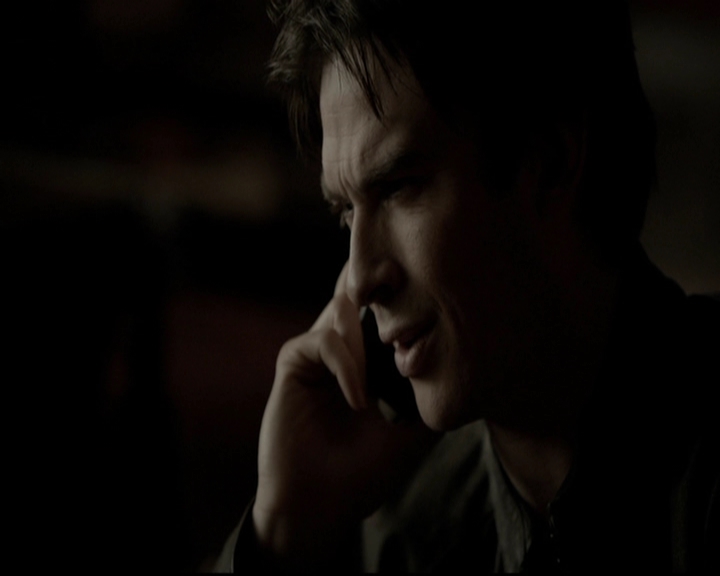 VampireDiariesWorld-dot-org_5x19ManOnFire0699.jpg