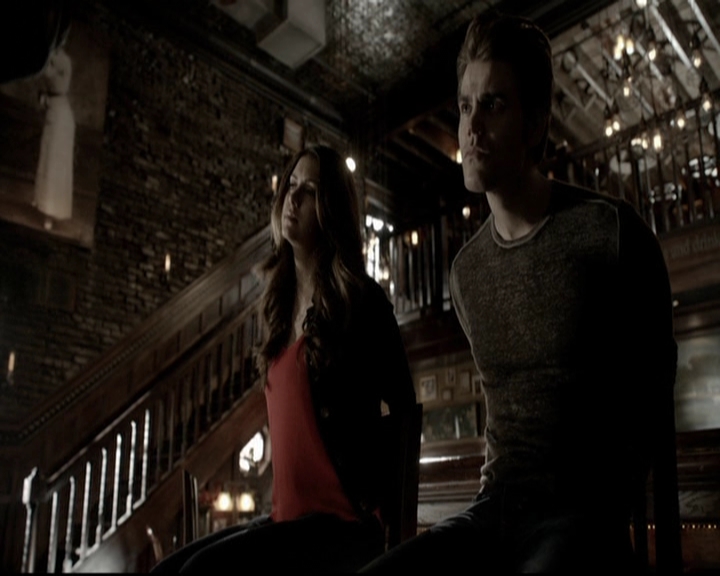 VampireDiariesWorld-dot-org_5x19ManOnFire0702.jpg