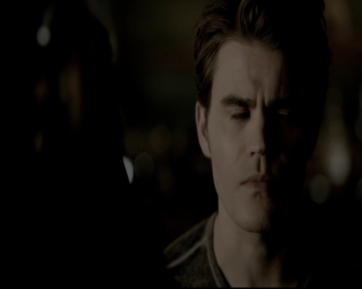 VampireDiariesWorld-dot-org_5x19ManOnFire0709.jpg