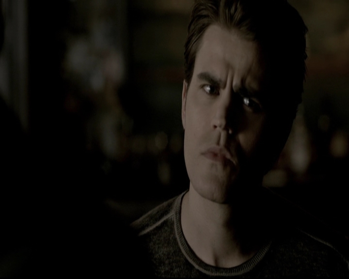 VampireDiariesWorld-dot-org_5x19ManOnFire0735.jpg