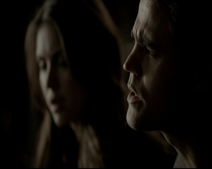 VampireDiariesWorld-dot-org_5x19ManOnFire0848.jpg
