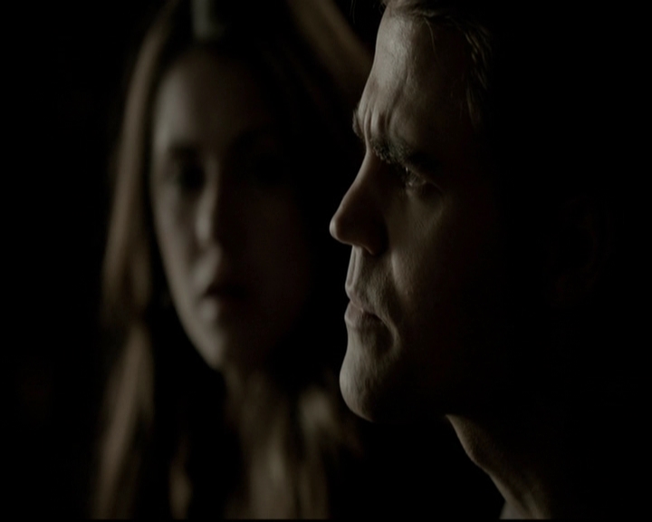 VampireDiariesWorld-dot-org_5x19ManOnFire0849.jpg