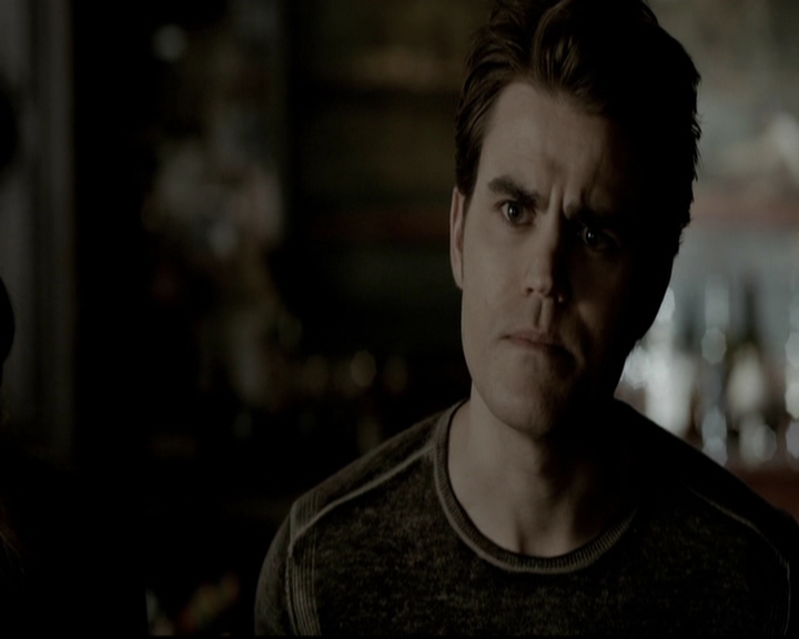 VampireDiariesWorld-dot-org_5x19ManOnFire0878.jpg