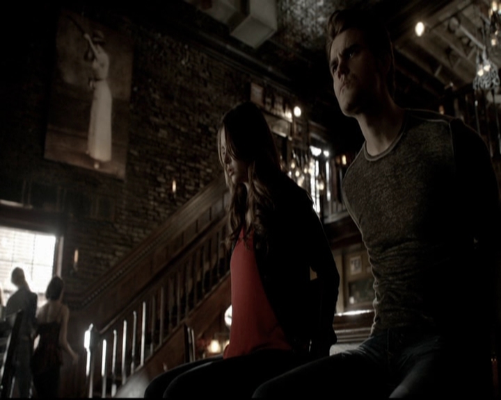 VampireDiariesWorld-dot-org_5x19ManOnFire0887.jpg