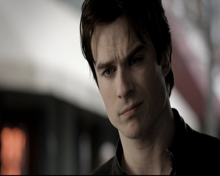 VampireDiariesWorld-dot-org_5x19ManOnFire0959.jpg