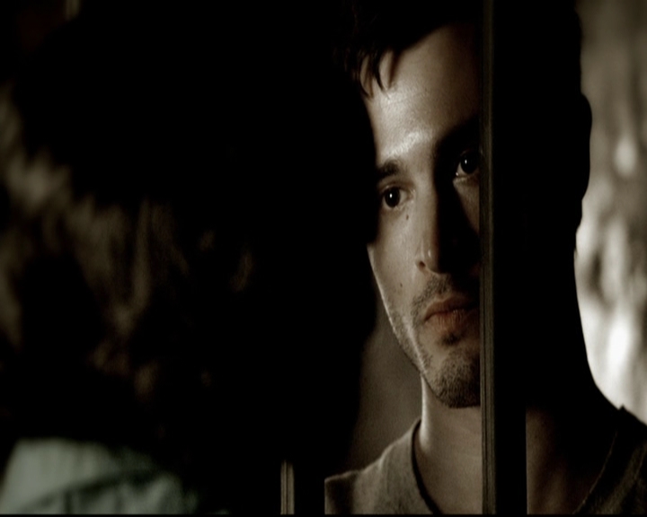 VampireDiariesWorld-dot-org_5x19ManOnFire1003.jpg VampireDiariesWorld-dot-org_5x19ManOnFire1003.jpg